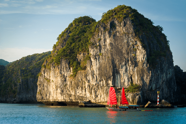 Circuit Privatif Aventures en Famille au Vietnam & Plage de Ho Tram, Circuit Vietnam par Ôvoyages Circuit Privatif Aventures en Famille au Vietnam & Plage de Ho Tram, Circuit Vietnam par Ôvoyages